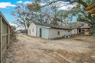 10038 Bamboo Rd, Houston, TX 77041 - Photo 33