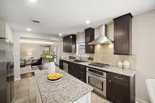 5671 Sylmar Rd, Houston, TX 77081 - Photo 25