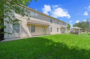 8202 Cannon St, Houston, TX 77051 - Photo 33