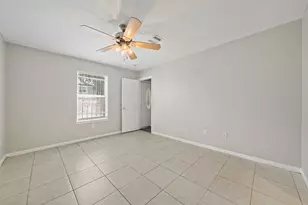 8202 Cannon St, Houston, TX 77051 - Photo 15