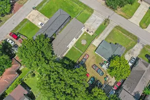 8202 Cannon St, Houston, TX 77051 - Photo 39