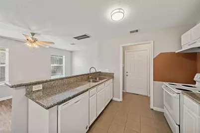 8202 Cannon Street #A/B, Houston, TX 77051 - Photo 7