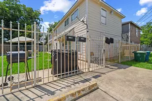 8202 Cannon St, Houston, TX 77051 - Photo 33