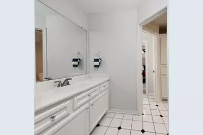 70 N Berryline Circle, The Woodlands, TX 77381 - Photo 39