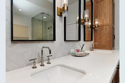 70 N Berryline Circle, The Woodlands, TX 77381 - Photo 31