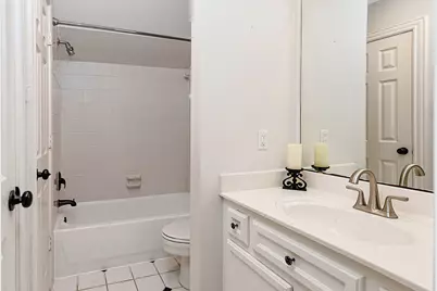 70 N Berryline Circle, The Woodlands, TX 77381 - Photo 43