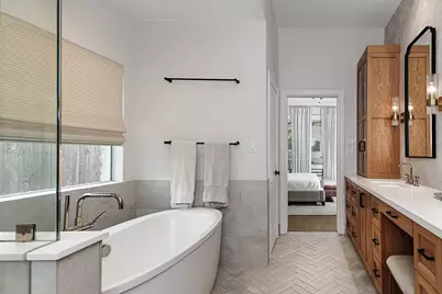 70 N Berryline Circle, The Woodlands, TX 77381 - Photo 33