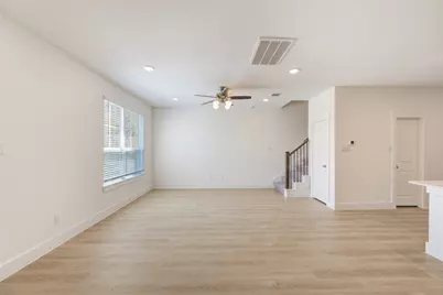11910 De Carvalho Lane, Houston, TX 77375 - Photo 3