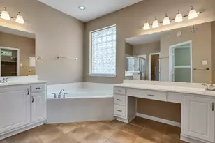 14218 Laurus Estates Ln, Cypress, TX 77429 - Photo 11