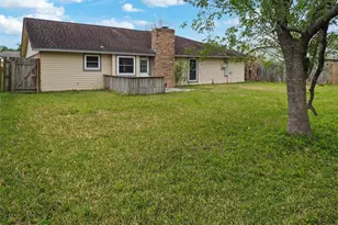 103 Ironwood St, Lake Jackson, TX 77566 - Photo 19