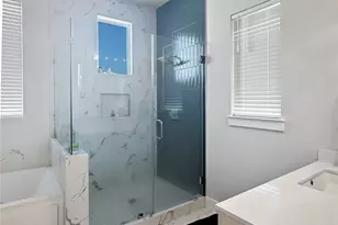 4702 Oats St, Houston, TX 77020 - Photo 17