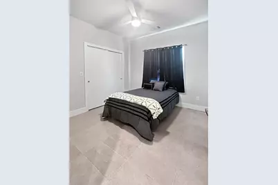 4702 Oats Street #B, Houston, TX 77020 - Photo 13