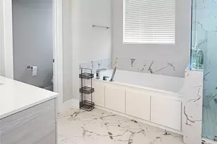 4702 Oats St, Houston, TX 77020 - Photo 11
