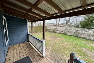 1405 Rice St, Alvin, TX 77511 - Photo 17