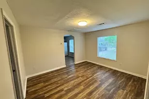 1405 Rice St, Alvin, TX 77511 - Photo 15