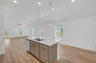 10223 Burton Path, Montgomery, TX 77316 - Photo 5