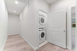 5905 Haring Ln, Houston, TX 77091 - Photo 13