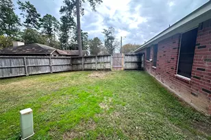 227 Cool Cove, Montgomery, TX 77356 - Photo 13
