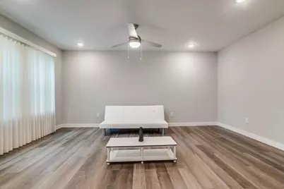 5705 Breland Street #B, Houston, TX 77016 - Photo 7