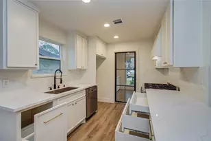 10511 Kirklane Dr, Houston, TX 77089 - Photo 19