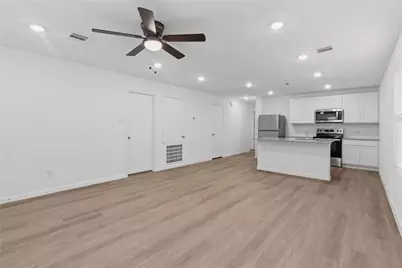 13040 McCrorey Trails Drive, Conroe, TX 77303 - Photo 7