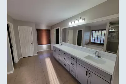 12514 Berry Laurel Lane, Houston, TX 77014 - Photo 17