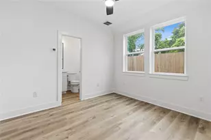 812 Elkhart St, Houston, TX 77091 - Photo 7