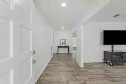 1823 Cherry Bend Drive, Houston, TX 77077 - Photo 15