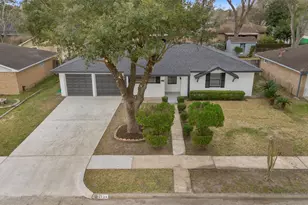 5734 Farwell Dr, Houston, TX 77035 - Photo 39