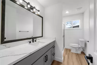 5734 Farwell Drive, Houston, TX 77035 - Photo 15