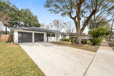 5734 Farwell Drive, Houston, TX 77035 - Photo 37