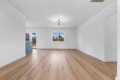 5734 Farwell Drive, Houston, TX 77035 - Photo 7