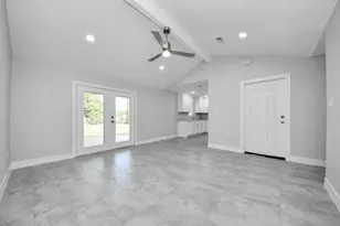 15318 Corsair Rd, Houston, TX 77053 - Photo 5