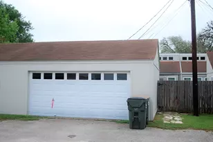 214 Charter St, Columbus, TX 78934 - Photo 13