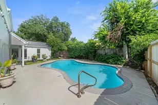 10214 Inwood Dr, Houston, TX 77042 - Photo 31