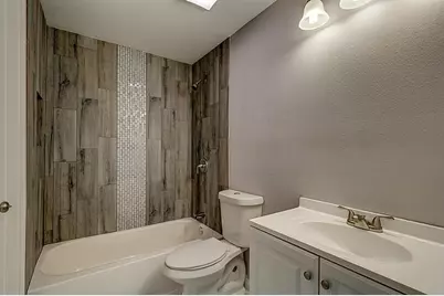 83 S April Point Drive S #83, Conroe, TX 77356 - Photo 23