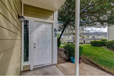 83 S April Point Drive S #83, Conroe, TX 77356 - Photo 7