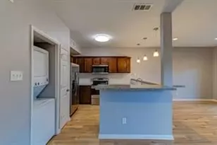 83 S April Point Dr S, Conroe, TX 77356 - Photo 17