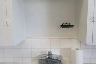1914 Binz St, Houston, TX 77004 - Photo 11