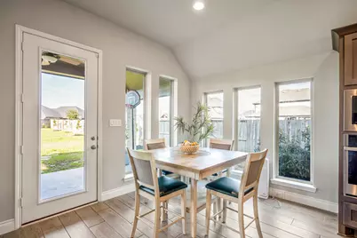 6914 Red Oak Drive, Katy, TX 77493 - Photo 17