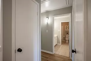 505 S 27th St, Nederland, TX 77627 - Photo 13