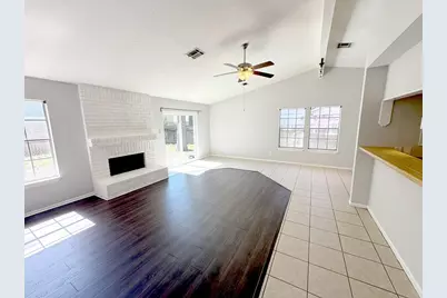 28 Rockfern Court, The Woodlands, TX 77380 - Photo 15