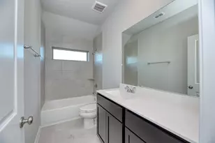 739 Hidden Meadow St, Rosharon, TX 77583 - Photo 23