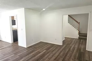3901 Spring Garden Dr, Pearland, TX 77584 - Photo 3