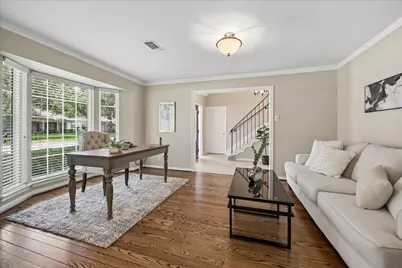 11007 Ella Lee Lane, Houston, TX 77042 - Photo 9
