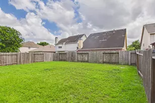 17143 Deaton Mill Dr, Houston, TX 77095 - Photo 33