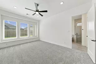 12219 Denham Dr, Mont Belvieu, TX 77423 - Photo 33