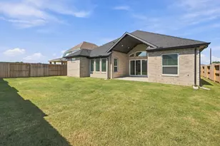 12219 Denham Dr, Mont Belvieu, TX 77423 - Photo 39