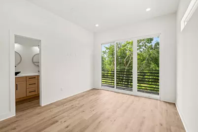 5042 Pershing Street #A-B, Houston, TX 77033 - Photo 9