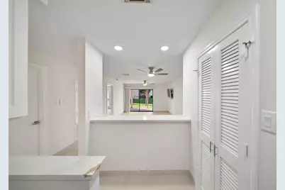 101 Lakeview Terrace #D, Montgomery, TX 77356 - Photo 7